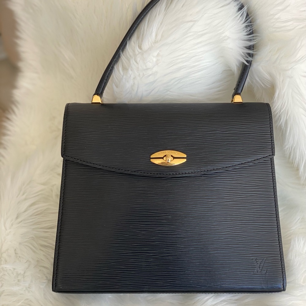 Louis Vuitton epic black handbag